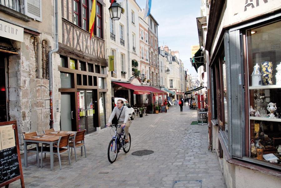 Porte Bourgogne 奥尔良 外观 照片